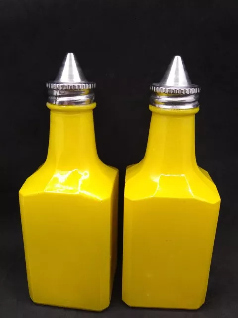 Vintage Retro set of 2 GEMCO USA  Oil & Vinegar yellow glass cruet bottles READ