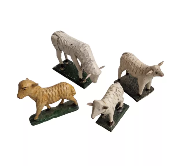 Krippentiere, 4 Schafe, Holz geschnitzt, ~ 1900 (# 16353)