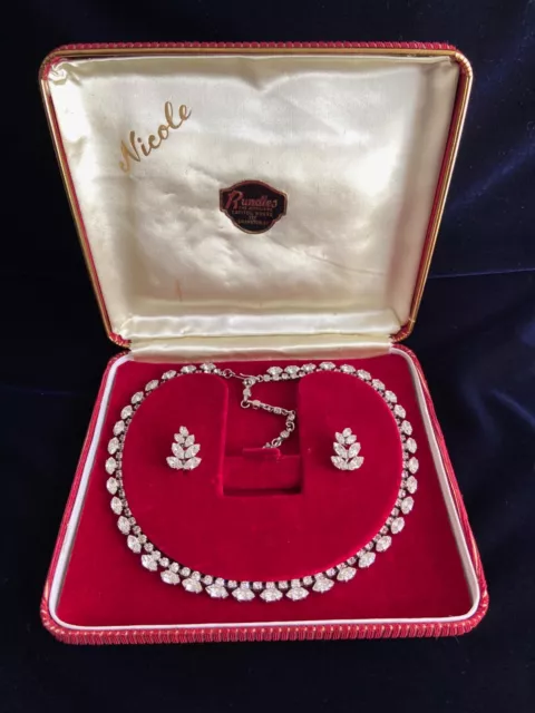 VTG Las Vegas Necklace Earrings Set Boxed Crystal Rhinestone Short Screw on Sign