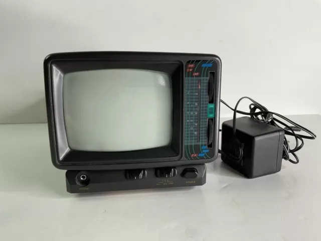 Vintage Small Roadstar Tv/ Portable Tv/ Small Tv/ Roadstar Tv