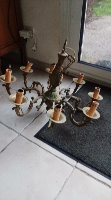 Ancien Lustre en bronze  8 branches 