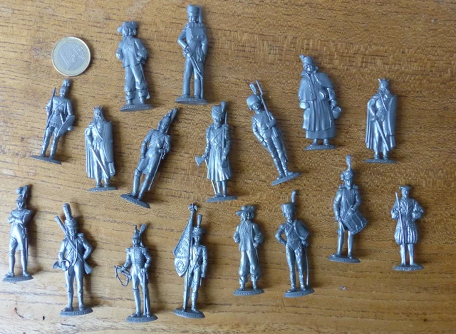 Lot De 25 Sujets Mokarex Années 1960 - Figurines Plastique à Peindre échelle 1:32
