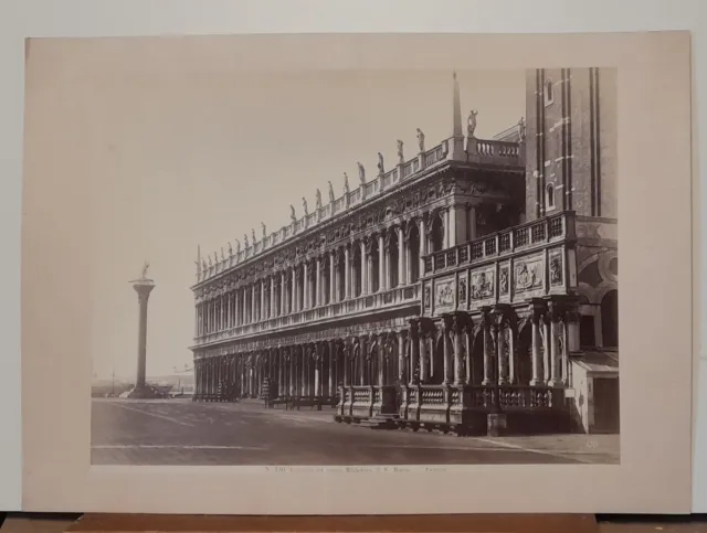 Orig. Fotografie um 1870 ca. 36x27cm VENEZIA Biblioteca S. Marco Foto Carlo Naya