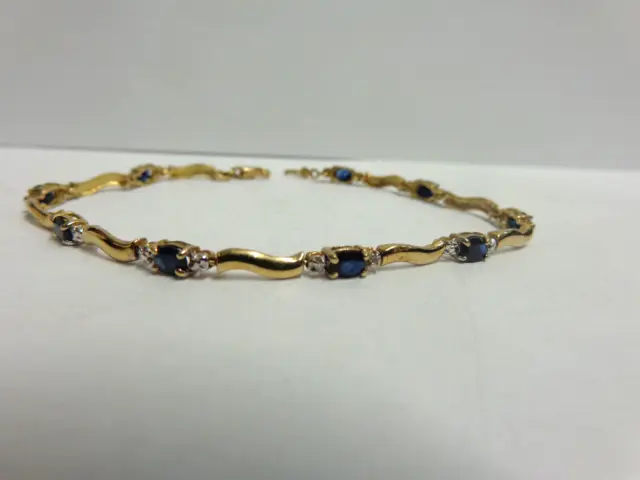 10kt yellow gold sapphire/diamond bracelet sz 7in lg wgt 3.6 grams tcw .65