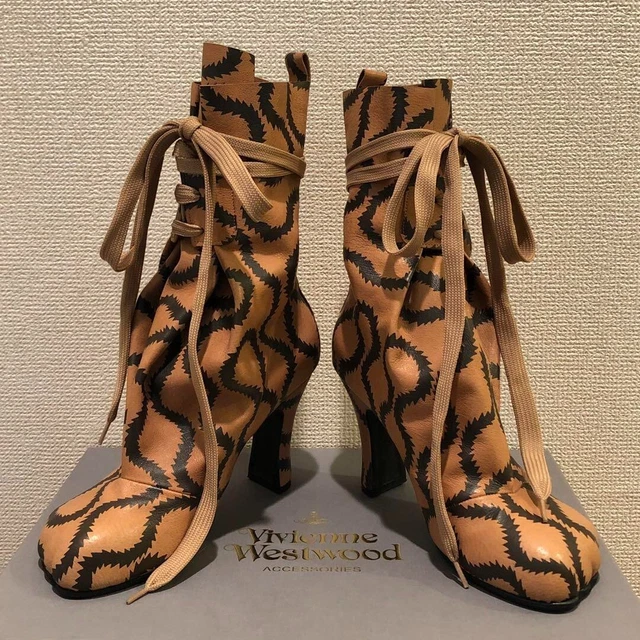 Vivienne Westwood Squiggle Animal Toe Bag Boots High Heels Size UK 6 With Box Vivienne Westwood Squiggle Animal Toe Bag Boots High Heels Size UK 6 With Box
