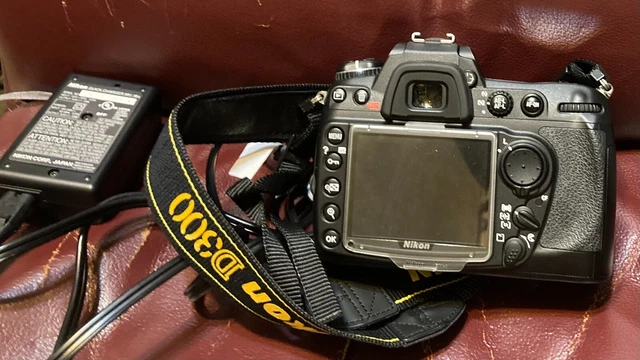 [Near Mint] Nikon D300 12.3MP Digital SLR Camera Black Body Low Shutter Count 2