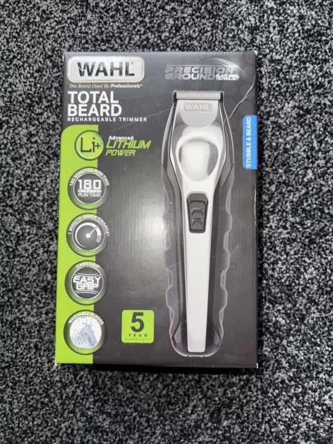 Nuovissimo in scatola Wahl 9888-802 Tagliabarba totale ricaricabile con accessori
