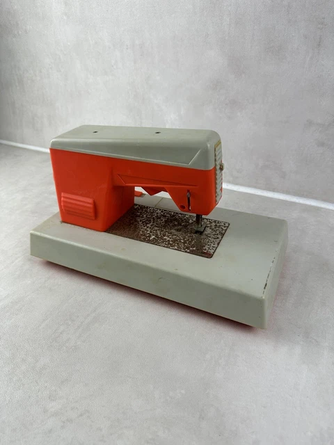 Jouet vintage machine a coudre d'occasion - Collection