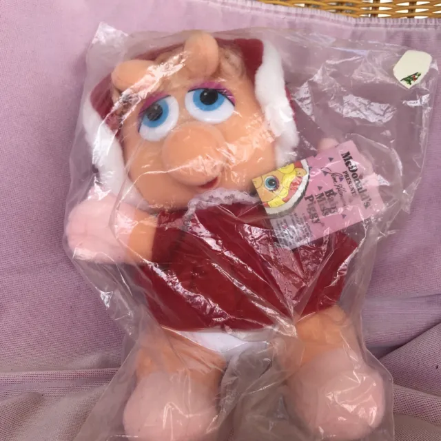 McDonalds Jim Hensons Baby Miss Piggy Plush Muppet Babies 1988 Christmas. NEW