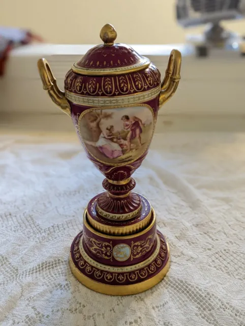 Ernst Wahliss Austria Royal Vienna Porcelain Vase Urn Beehive Pedestal Lidded