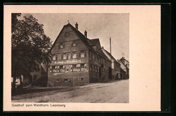 AK Leonberg, Straßenpartie mit Gasthof zum Waldhorn