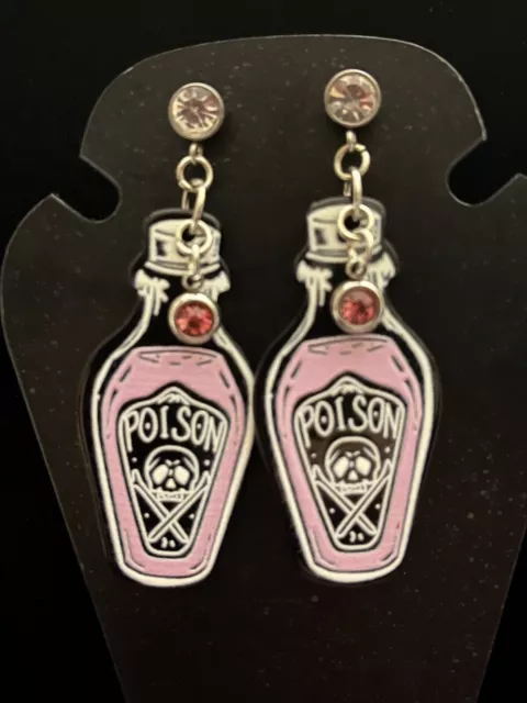 POISON BOTTLE Dangle Earrings Pink Skull Crossbones