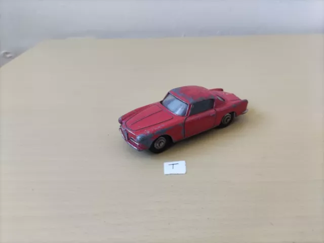 Dinky Toys - Coupe Alfa Romeo 24J