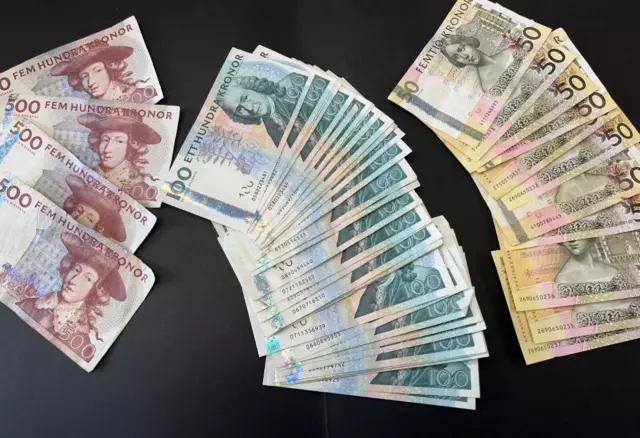 6150 SEK in Redeemable Swedish Kronor Banknotes (Approx. £455) LOT: 0505-479