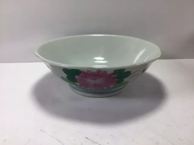 U25 Vintage Antique Chinese Hand Painted Pastels Flowers Porcelain Bowl