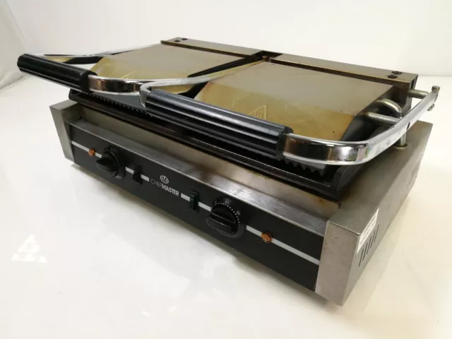 Chefmaster HEA751 Double Contact Grill 2 x 1.8kw Ribbed Top With Flat Base 3