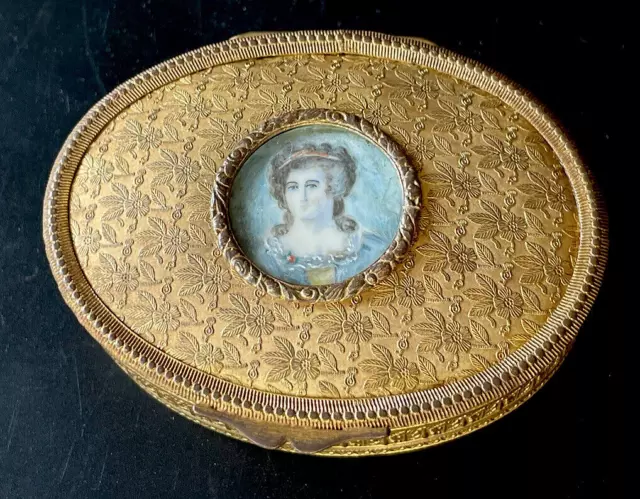 Ancienne Boîte à Bijoux en laiton guilloché Miniature Portrait de Femme