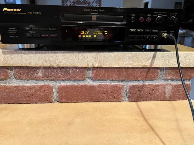 Vintage 1999 Pioneer CD recorder PDR-555RW. Tested and fully functional. Rare!