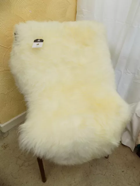 Thick LARGE - IVORY / WHITE / CREAM - REAL 100% GENUINE AUSTRALIAN SHEEPSKIN RUG