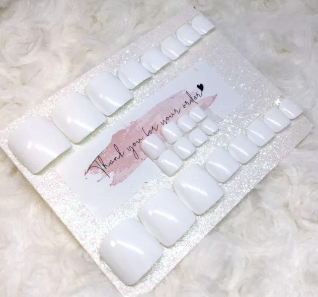 White Gloss False Press On Toe Nails Set