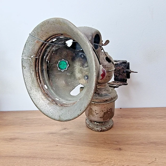 Lampe De Vélo Vintage La Coursière Luxor - En Métal Avec Verre Rouge - Ancien Modèle Français - Occasion état Correct