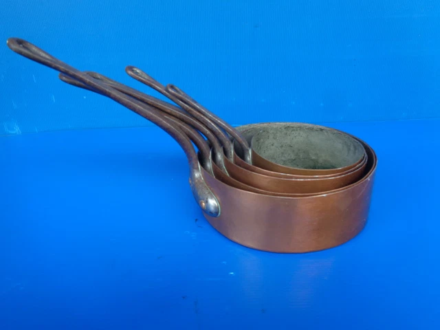 4 Petites Bassines Et Casseroles En Cuivre Pour Dinette De Poupée - Jouet D'imitation Enfant - état Vintage