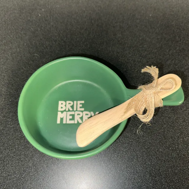NEW Boston Warehouse GREEN BRIE MERRY Dip Cheese Bowl & Spreader Spoon FREE SHIP
