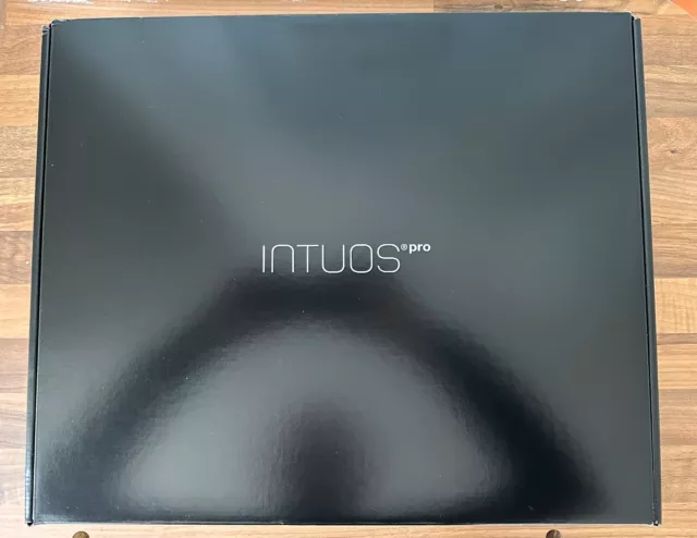 Wacom Intuos Pro Graphic Design Tablet - Black/Silver Special Edition BOXED 2