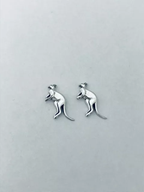 925 Sterling Silver Kangaroo Stud Earrings