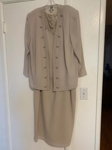 R & M Richards Tan size 16 plus petitie womens dress mother of the bride