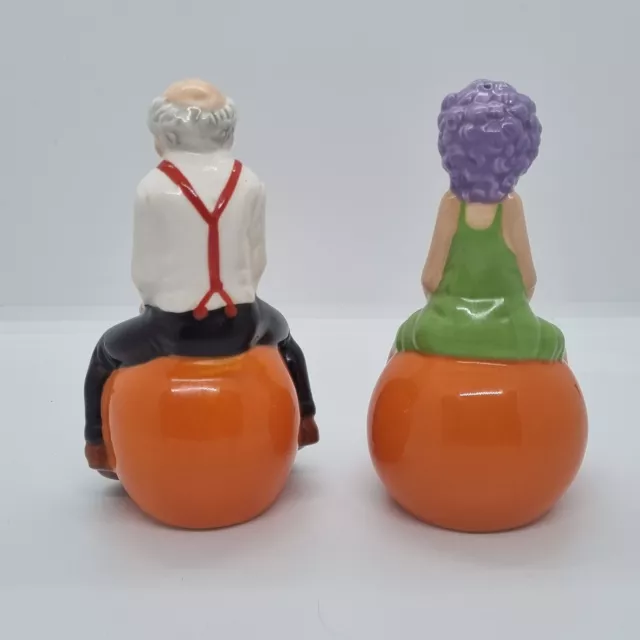 Ringtons Novelty Salt And Pepper Shakers Rosie Lee & Earl Grey On Space Hoppers 3