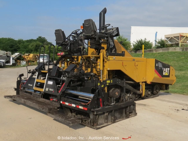2010 Caterpillar AP655D Tracked Asphalt Paver Extend-A-Mat Screed Genset
