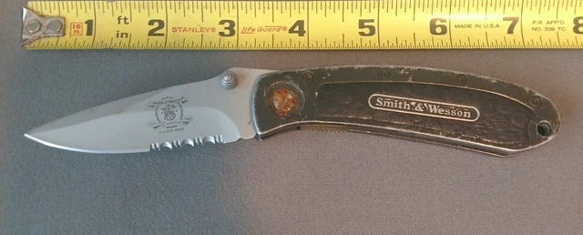 SMITH & WESSON 150th ANNIVERSARY GOLDEN ISSUE KNIFE $24.95