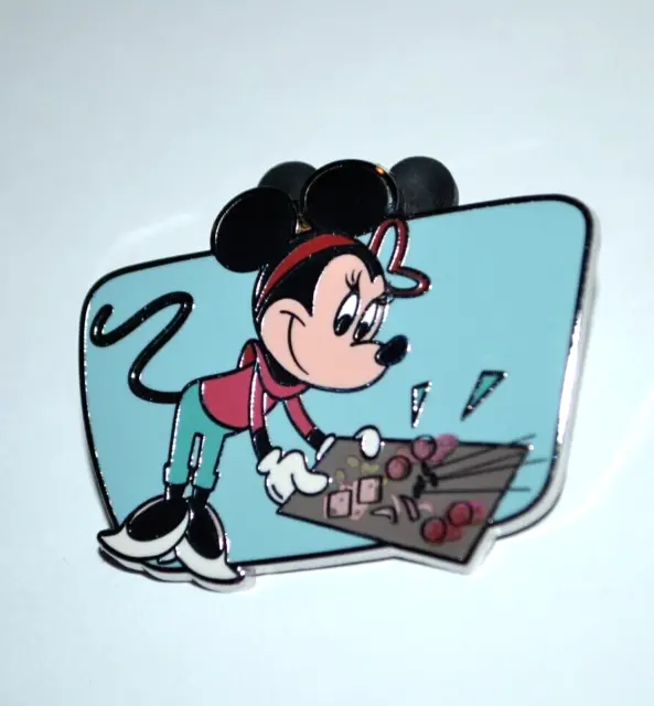 Minnie Mouse Appetizer Epcot Food & Wine Festival 2022 Disney Mystery Pin