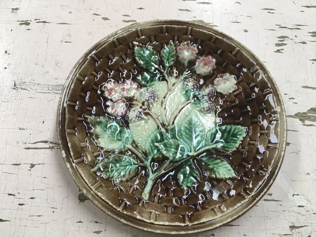 Antique Majolica pottery plate pink flowers garden style #13