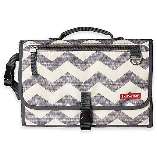 Skip Hop Pronto changing station baby changing pad Chevron Gray/White