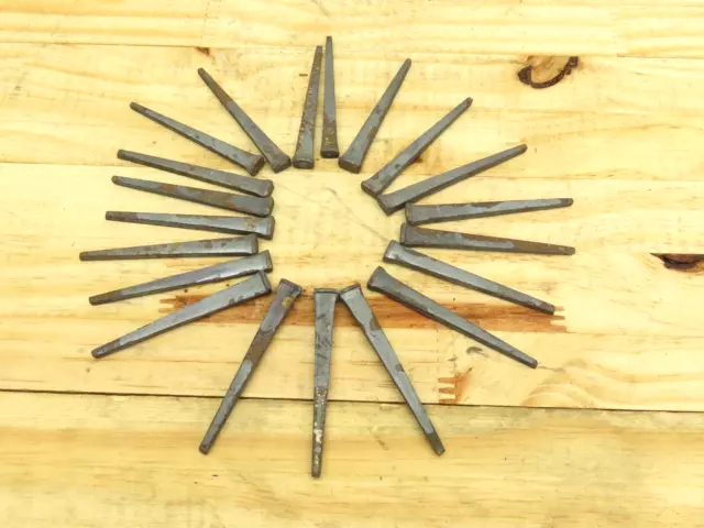 Antique Rusty Nails Vintage Rustic Lot of 20 Square Cut  1/4" X 2 1/2" Long