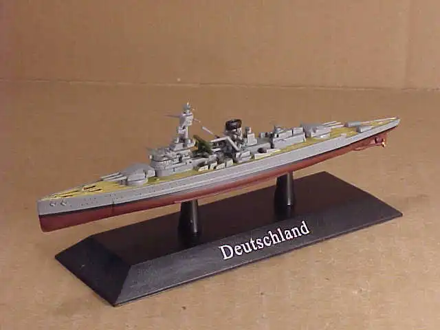 DAKS09 German Heavy Cruiser DKM Deutschland / Lutzow 1933-47 1:1250 De Agostini