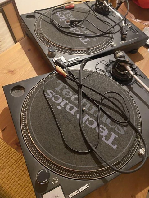Technics SL-1200 MK3 Black Pair Direct Drive DJ Turntables Set of 2