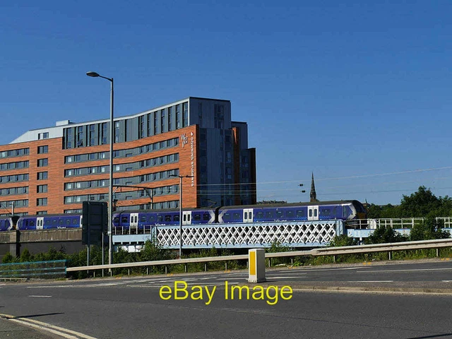 Photo 6x4 Railway bridge over the river Kelvin, with train Partick The ma c2019