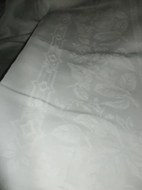 Damast  Tischdecke Monogramm  Kirschen Blätter Grafischer Rand  F15