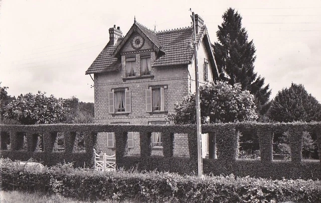 CPA 61 Thermal Station BAGNOLES DE L'ORNE Tessé-la-Madeleine VILLA SYLVINE
