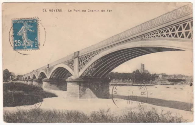 CPA 58 NEVERS Le Pont du Chemin de Fer n° 23