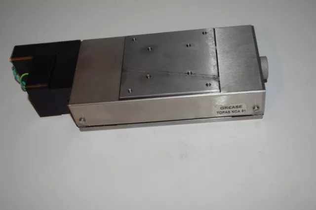 (JM) NEWPORT MICRO CONTROLE COMPACT LINEAR STAGE 6 1/4" x 3 1/4" (NW111)