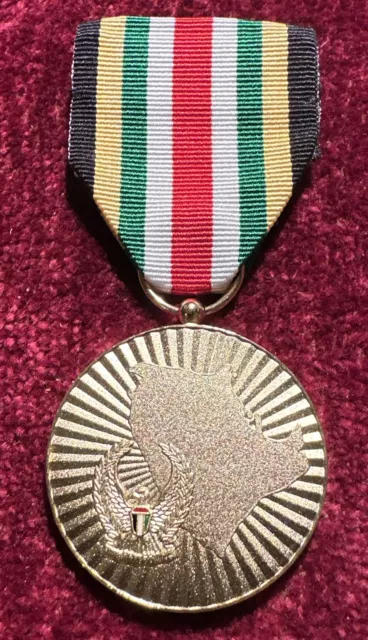 United Arab Emirates UAE MEDAL Liberation Of Kuwait Gulf War Victory Army