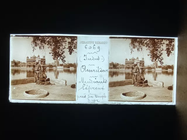 INDES MENDIANT TEMPLE PLAQUE VERRE 45x107 VUE STEREOSCOPIQUE VERASCOPE RICHARD