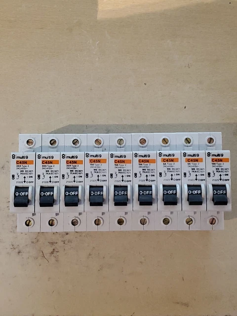 16A Merlin Gerin Multi 9 C45N Single Pole MCB Switch At ₹ 150/piece In Vadodara - Foto 3