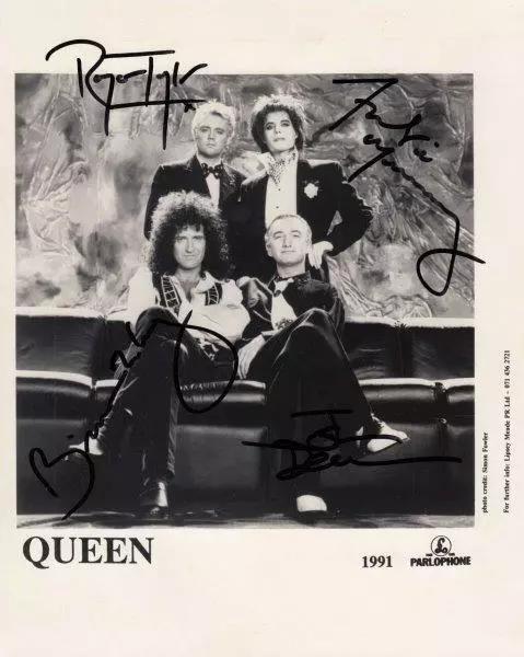 REPRINT - QUEEN Freddie Mercury - May Autographed Signed 8 x 10 Photo Poster