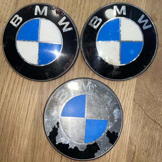 3x Org. BMW Emblem Plakette Zeichen Schriftzug 8132375 Logo 82mm Wappen