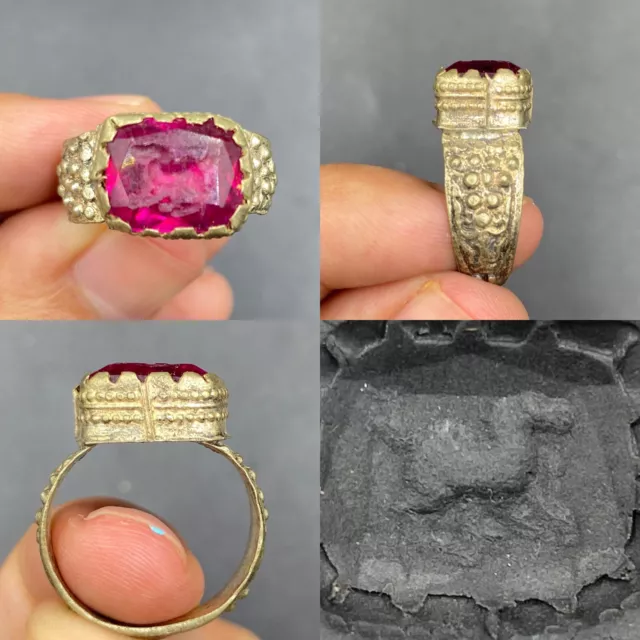 Beautiful Unique ancient Roman Pink  Glass With Rare Animal Intaglio bronze ring